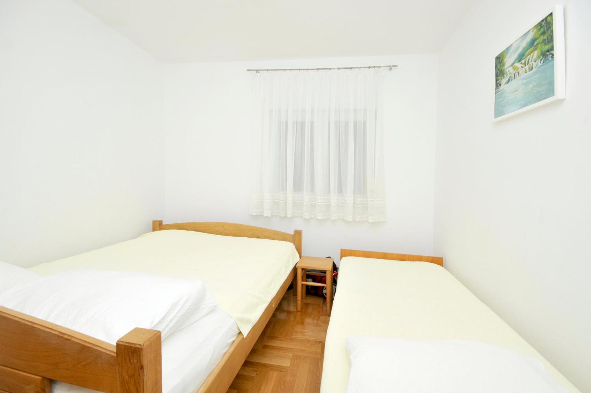 Apartmani Svalina - Seaview And 130M From Beach Trogir Exterior foto